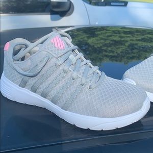 BRAND NEW K-swiss athletic shoes.